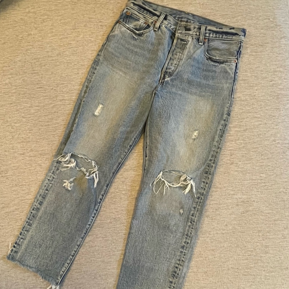 Levi’s Wedgie Straight Distressed Jeans